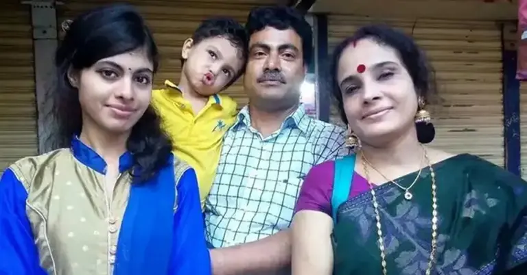 পরিবারের চার সদস্য
